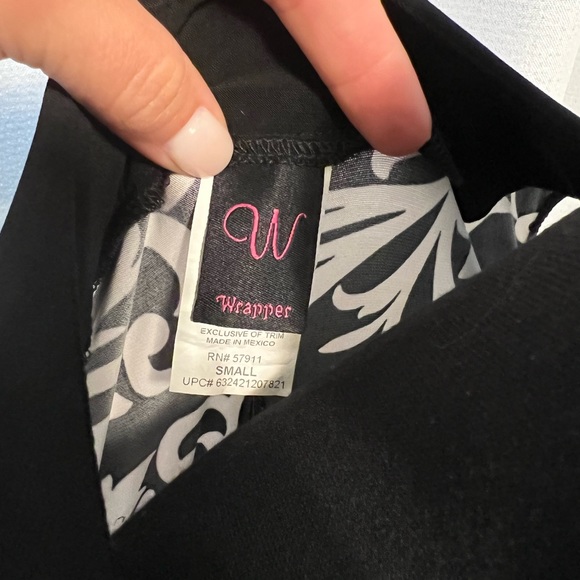 Lace Collared Halter Dress - Picture 3 of 3